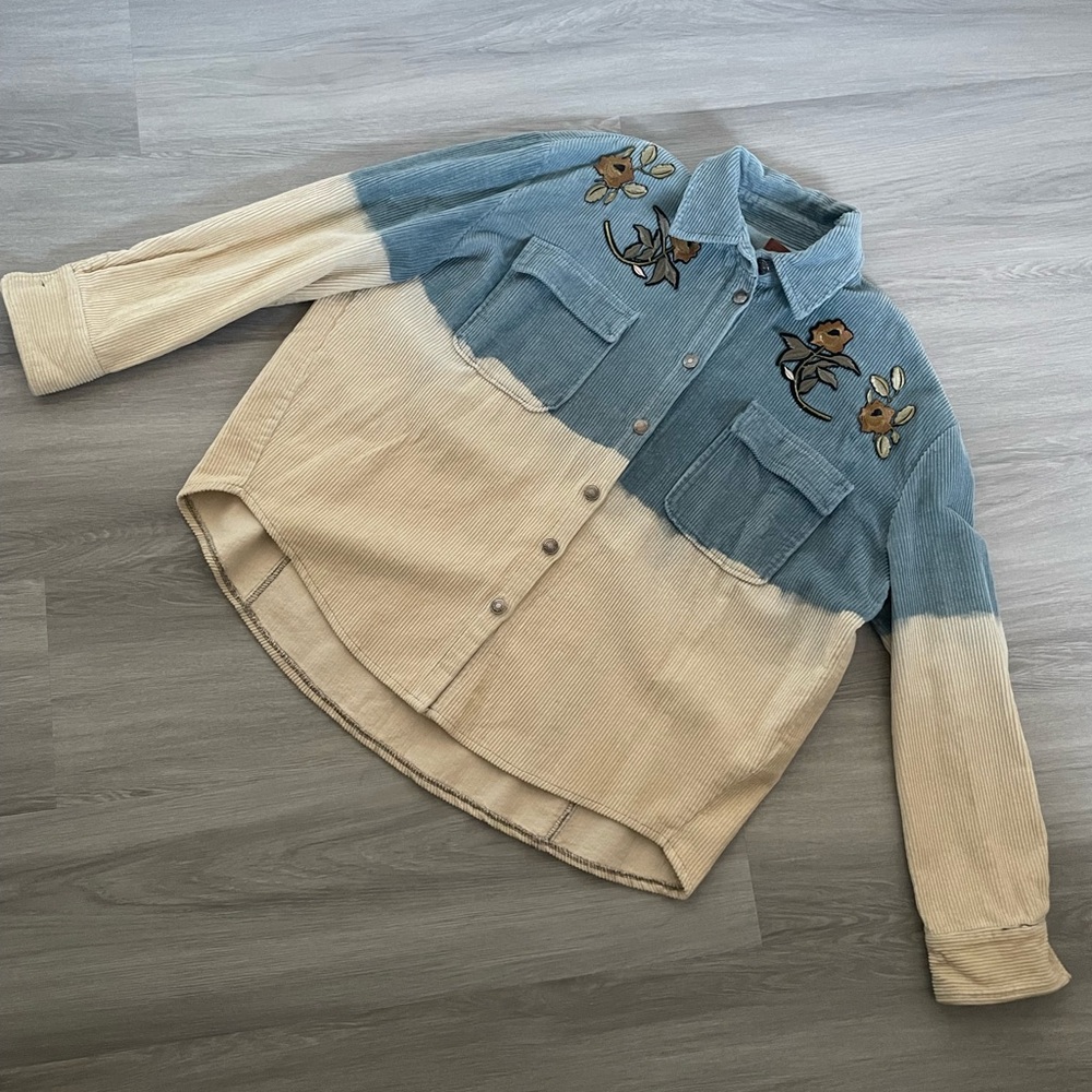 Corduroy Button-Up Women’s Shirt with Embroidered Floral Patches